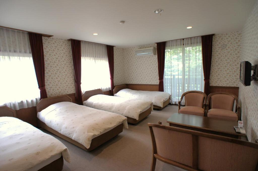 Pension Candytuft Karuizawa Habitación foto